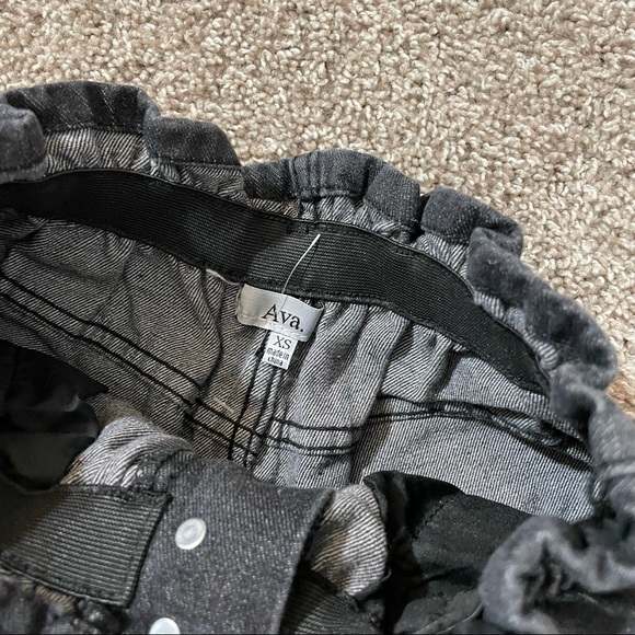 AVA black high waisted light weight jean shorts xs - Picture 3 of 4